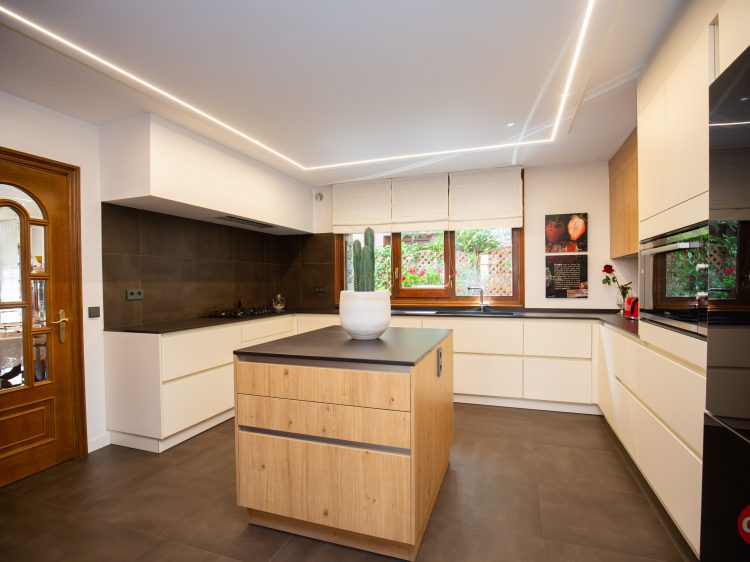 06 andorra real estate.jpg